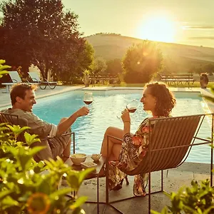 https://agriturismo-lunadoro.it-tuscanyhotel.com
